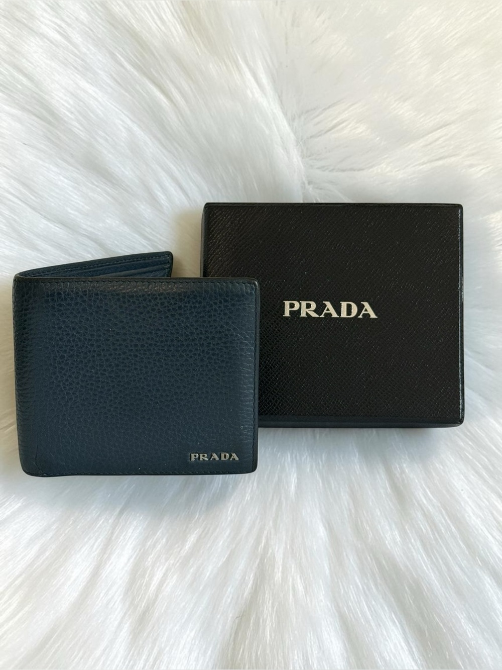 Prada Bifold Wallet Saffiano Leather Navy Card Holder Coin Pocket Mens